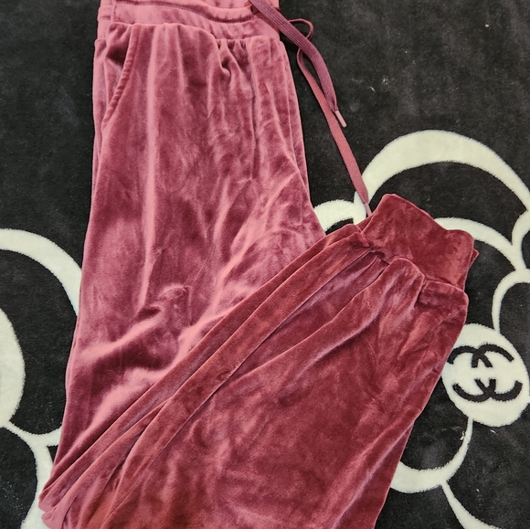 Velvet maroon jogger large - Picture 7 of 7